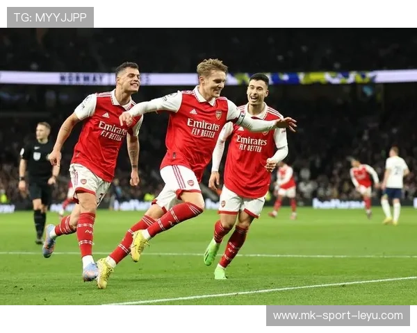 欧冠积分榜：拜仁、阿森纳保持全胜，巴萨防线堪忧，欧冠积分榜2020